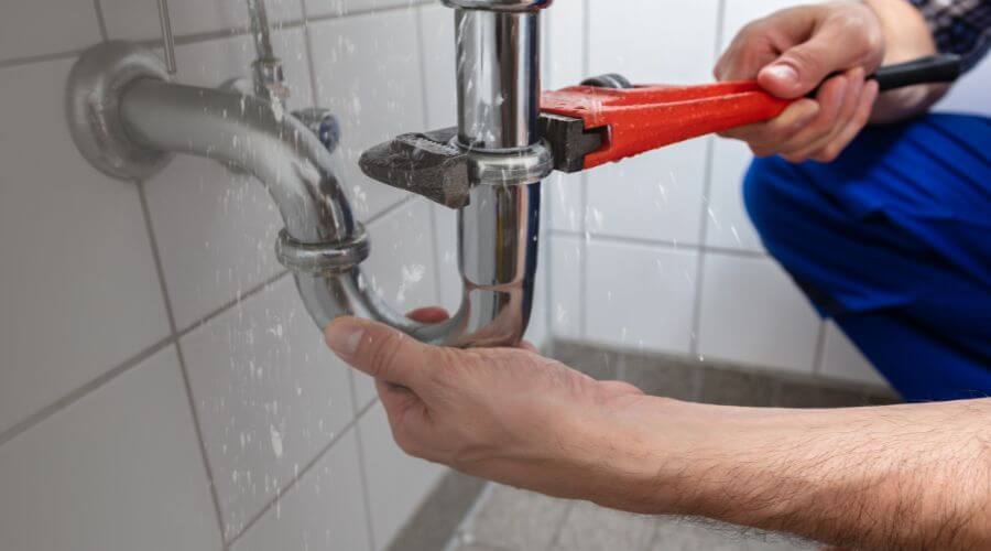 Electronic Leak Detection in Holdenville, OK